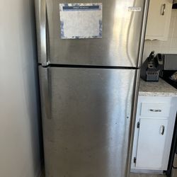 Frigidaire refrigerator