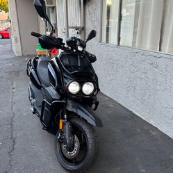 Tank 200 Scooter / Motorcycle 