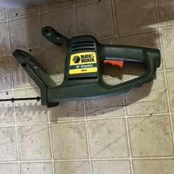 Black & Decker 16 Inch Trimmer