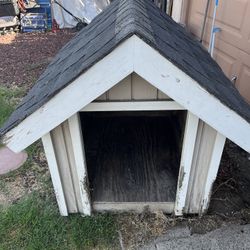 Heavy Duty Dog House 