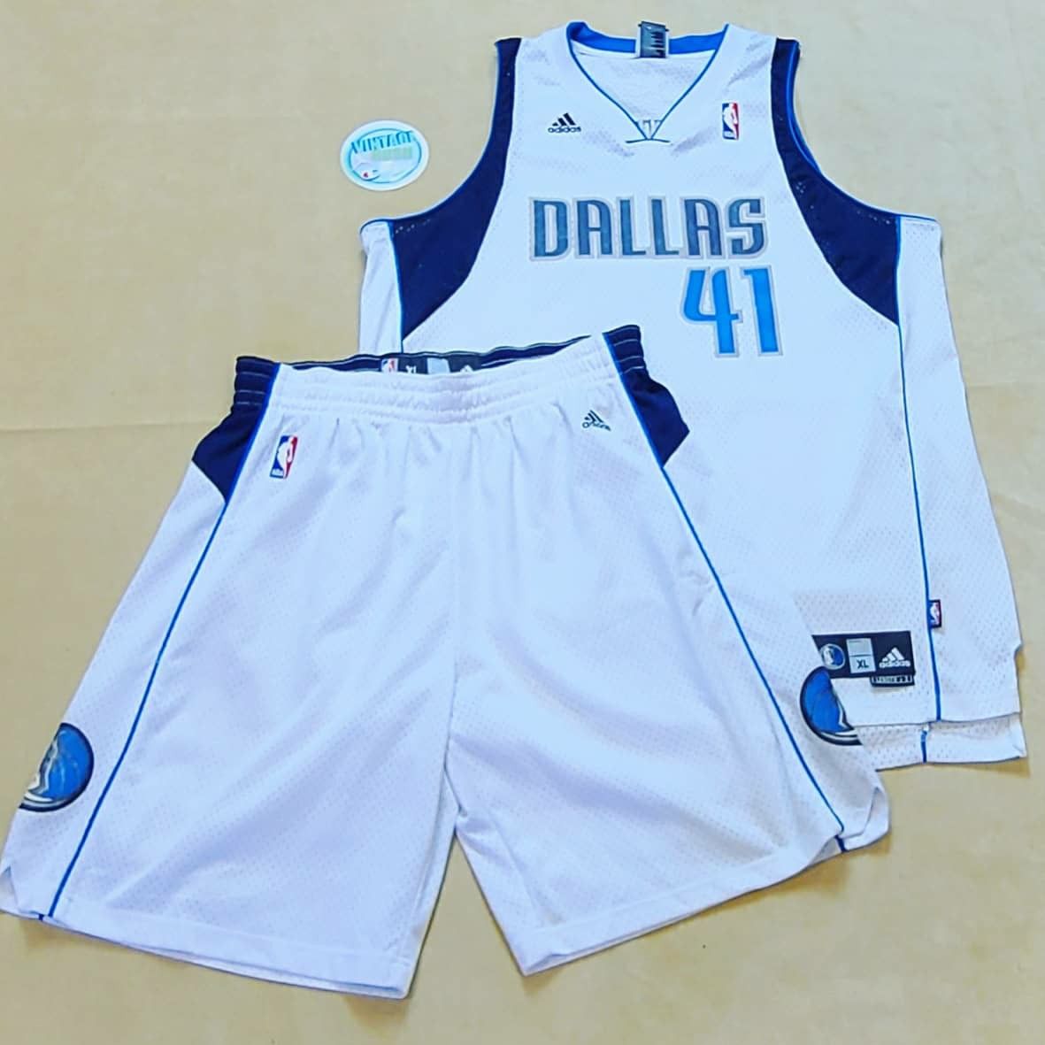 Mavericks dirk Nowitzki jersey shorts adidas luka nike sewn in