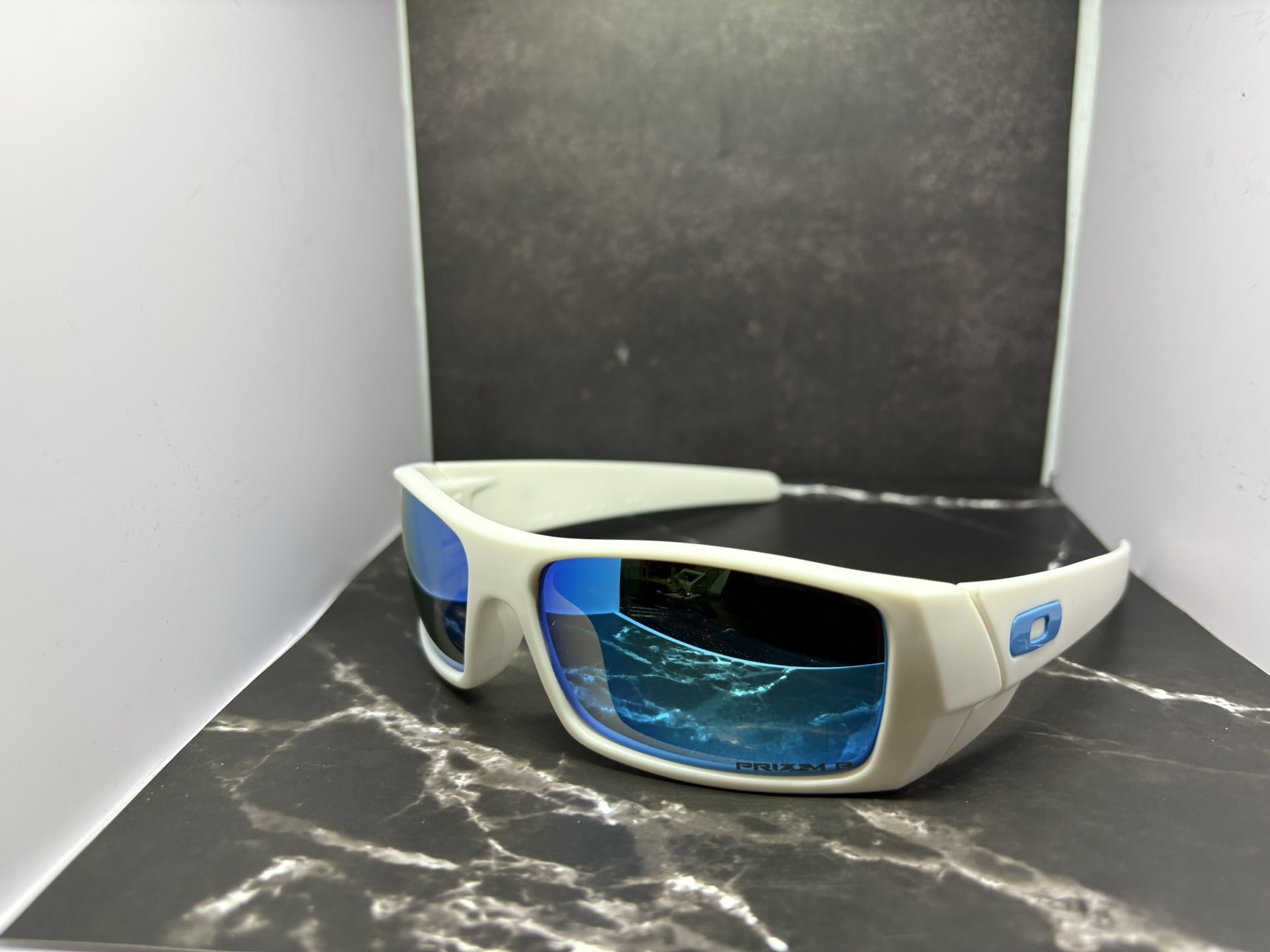 Oakley Gascan Sunglasses - Polarized