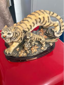 Tiger figurine