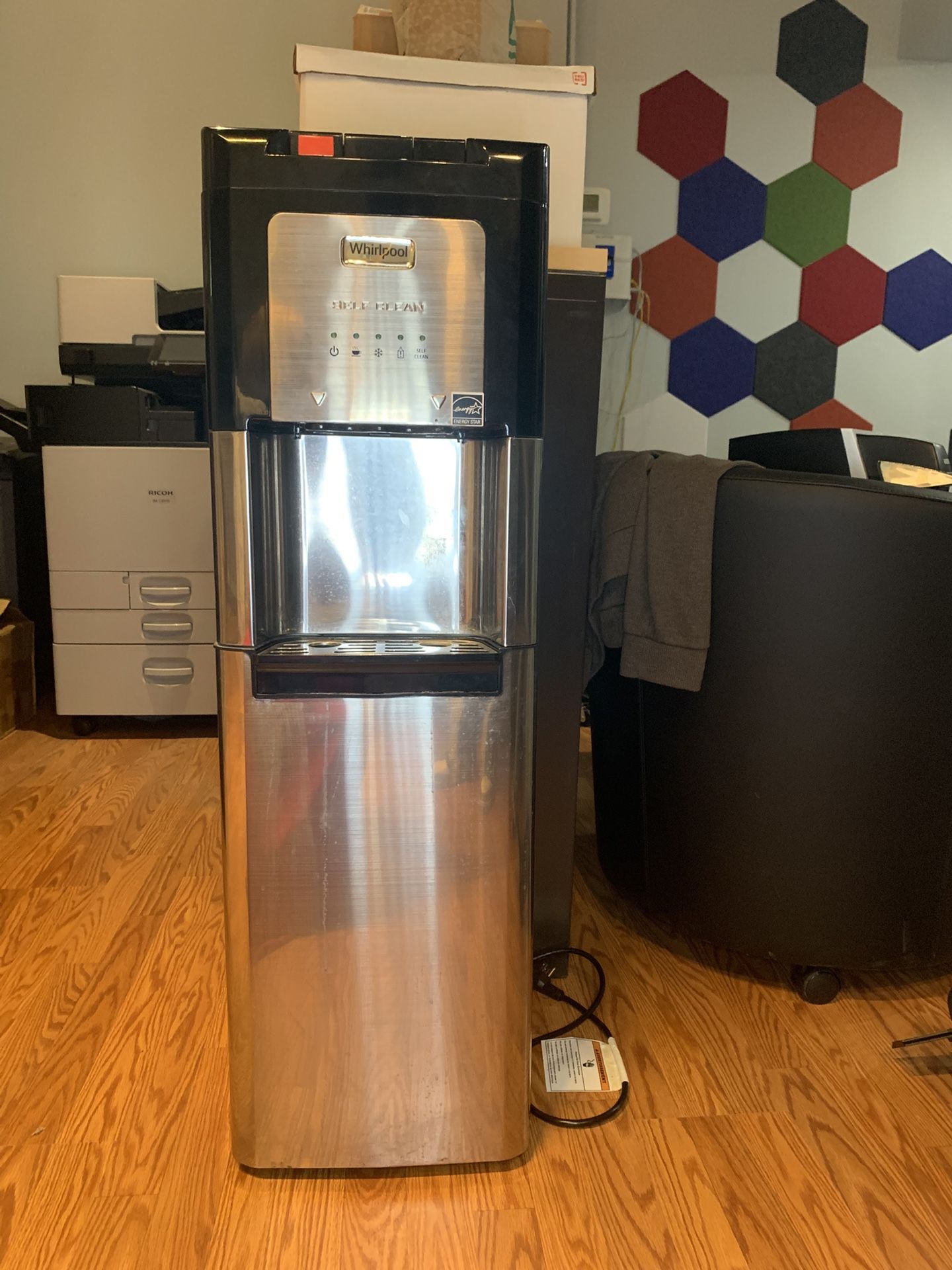 Whirlpool Stainless Steel Bottom-Load Water Cooler – Self-Cleaning