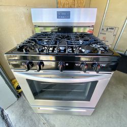 Frigidaire Gas Stove 5 Burners Stainless St.   30”