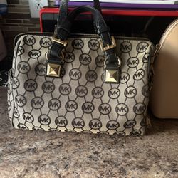 Michael Kors bag