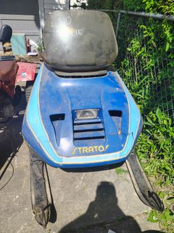 Snow mobile