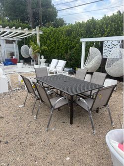 Outdoor Patio Aluminum Table with6 AluminumStackable NEW Chairs
