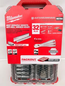 Milwaukee 3/8 in. Drive Metric Ratchet and Socket Mechanics Tool Set with PACKOUT Case (32-Piece)