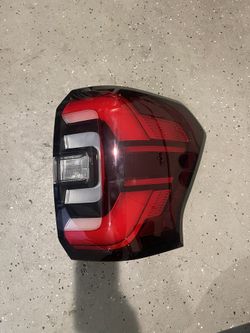 2022-2024 Ford Expedition Tail Lights