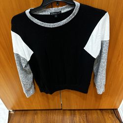 Women’s tops