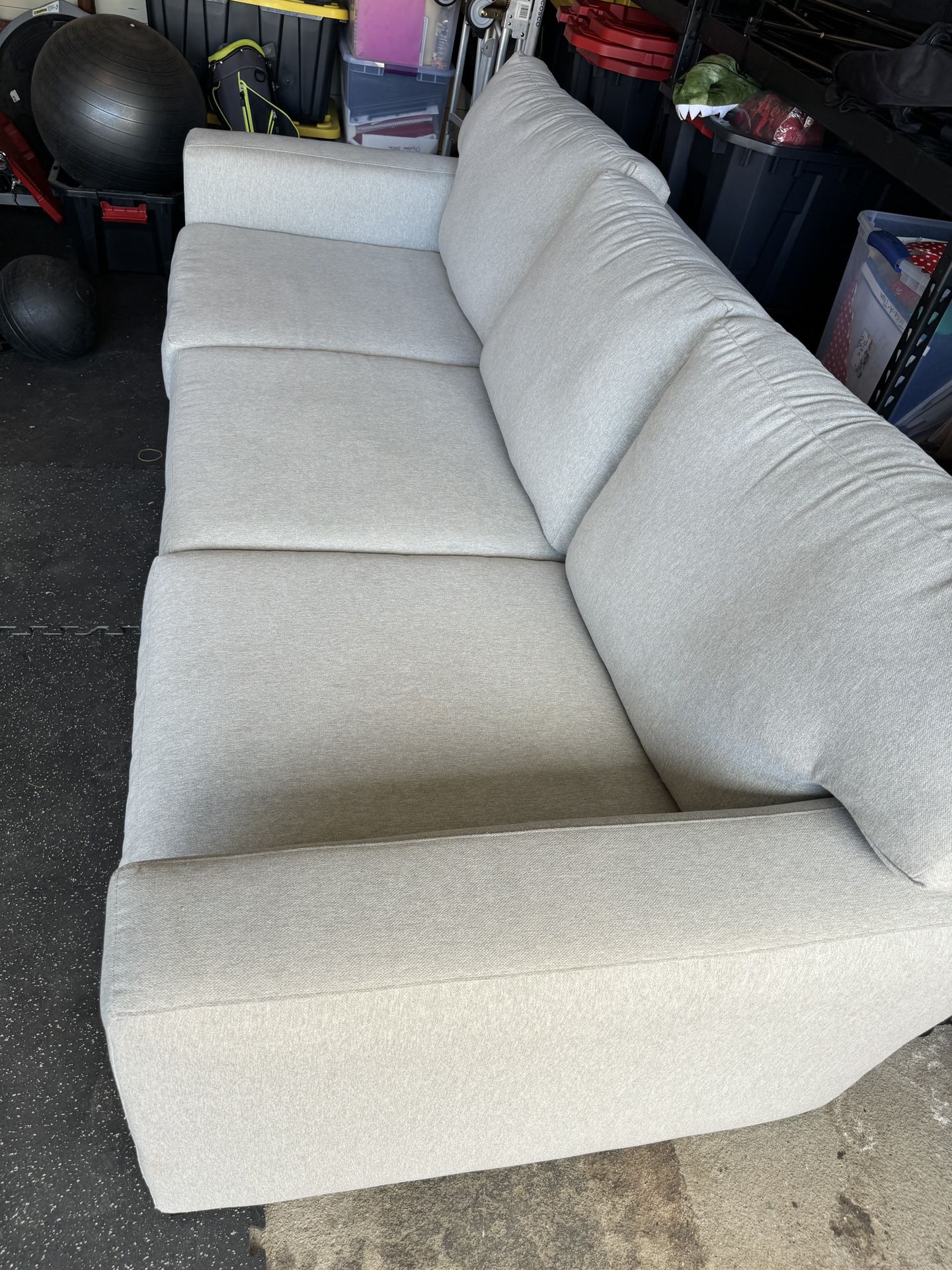 300 OBO New Gray Sofa  Mercer Foam 93’’ Living Spaces 