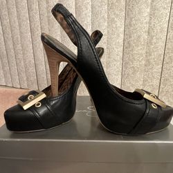 9 1/2 Black Leather High Heel. By Jessica Simpson.