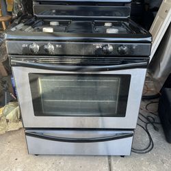 Frigidaire Stove