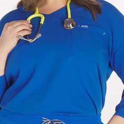 Women's Alpine Dolman ¾ Sleeve 2-Pocket CORE Scrub Top