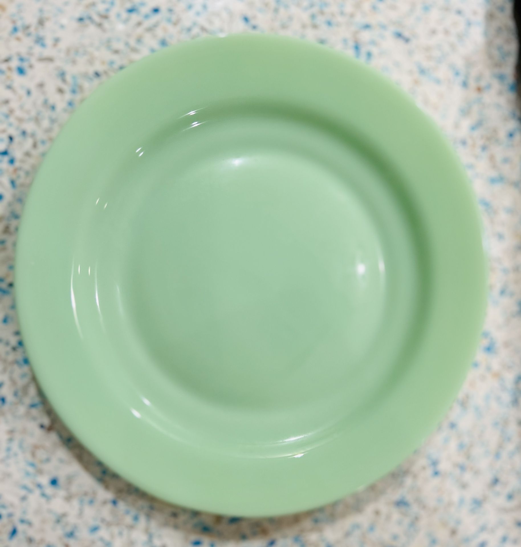 Vintage Martha Stewart Green Milk Glass Jadeite Plate 12 1/2”