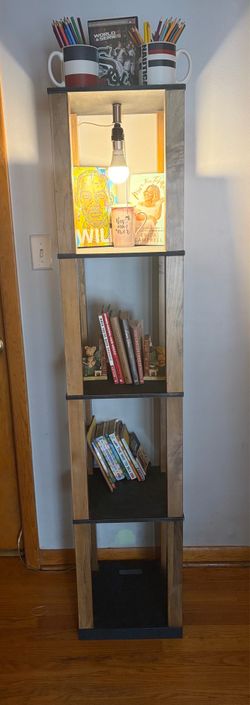 Solid Wood Heavy- Duty 5-Tier Bookshelf with Built-in Light