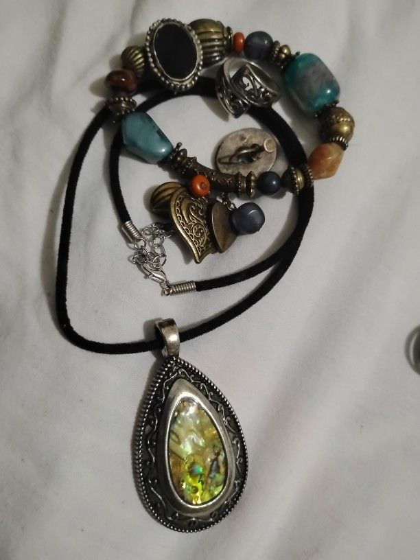 Mixed And Match 4 Piece Vintage