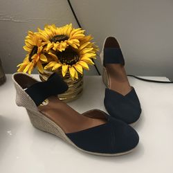 Women’s Wedge Shoes Size 9