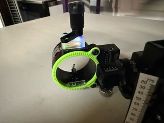 New Bow Sight - Black Gold