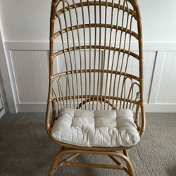 Wicker Egg Chair