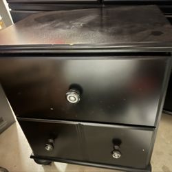 Dresser Set