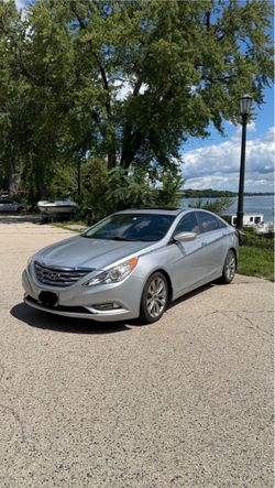 2011 Hyundai Sonata Silver Sedan