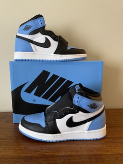 Jordan 1 UNC Toe Size 5.5 Youth