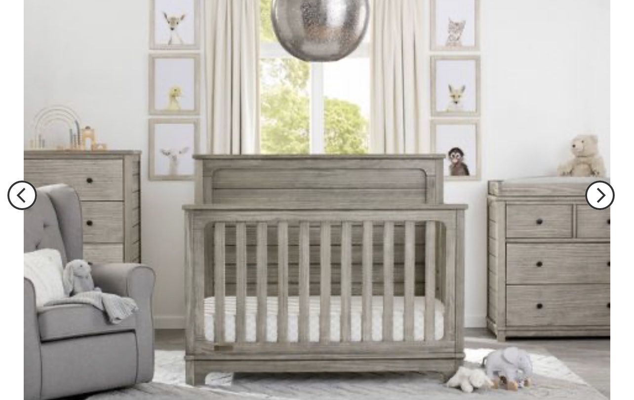 Brand New Baby Crib 4-1, 