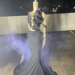 CUSTOM PROM DRESS 