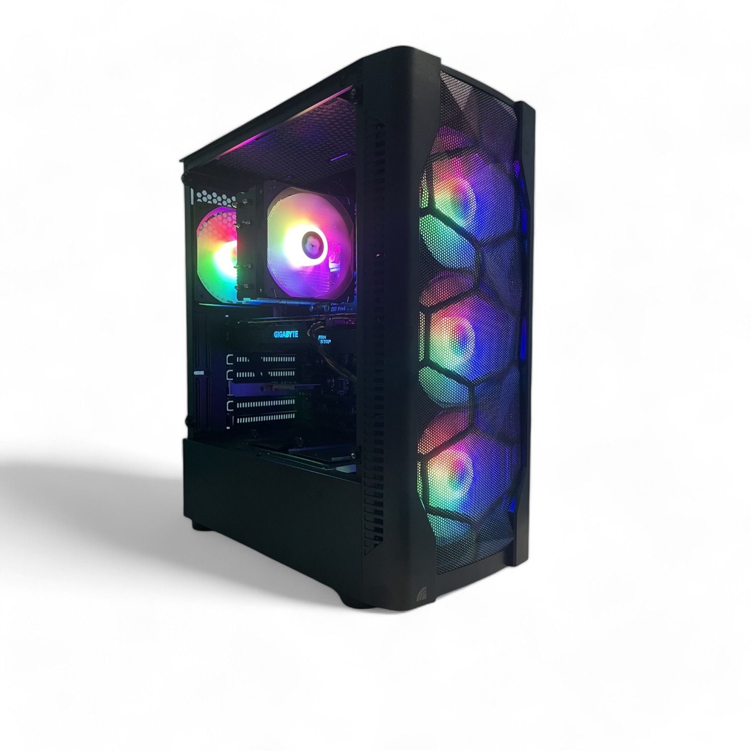 Nvidia GTX 1070 | Up to 3.8 GHz Intel Xeon E3-1231 [i7-4770 equivalent] | 32GB RAM | 512GB SSD
