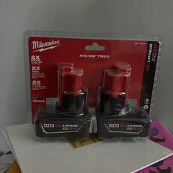 Milwaukee M12 12-Volt Lithium-Ion XC Extended Capacity 3.0 Ah Battery Pack (2-Pack)
