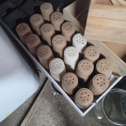 Fancy Plastic Salt And Pepper Shakers 