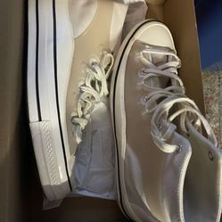 Men’s Size 12 New In Box Converse 