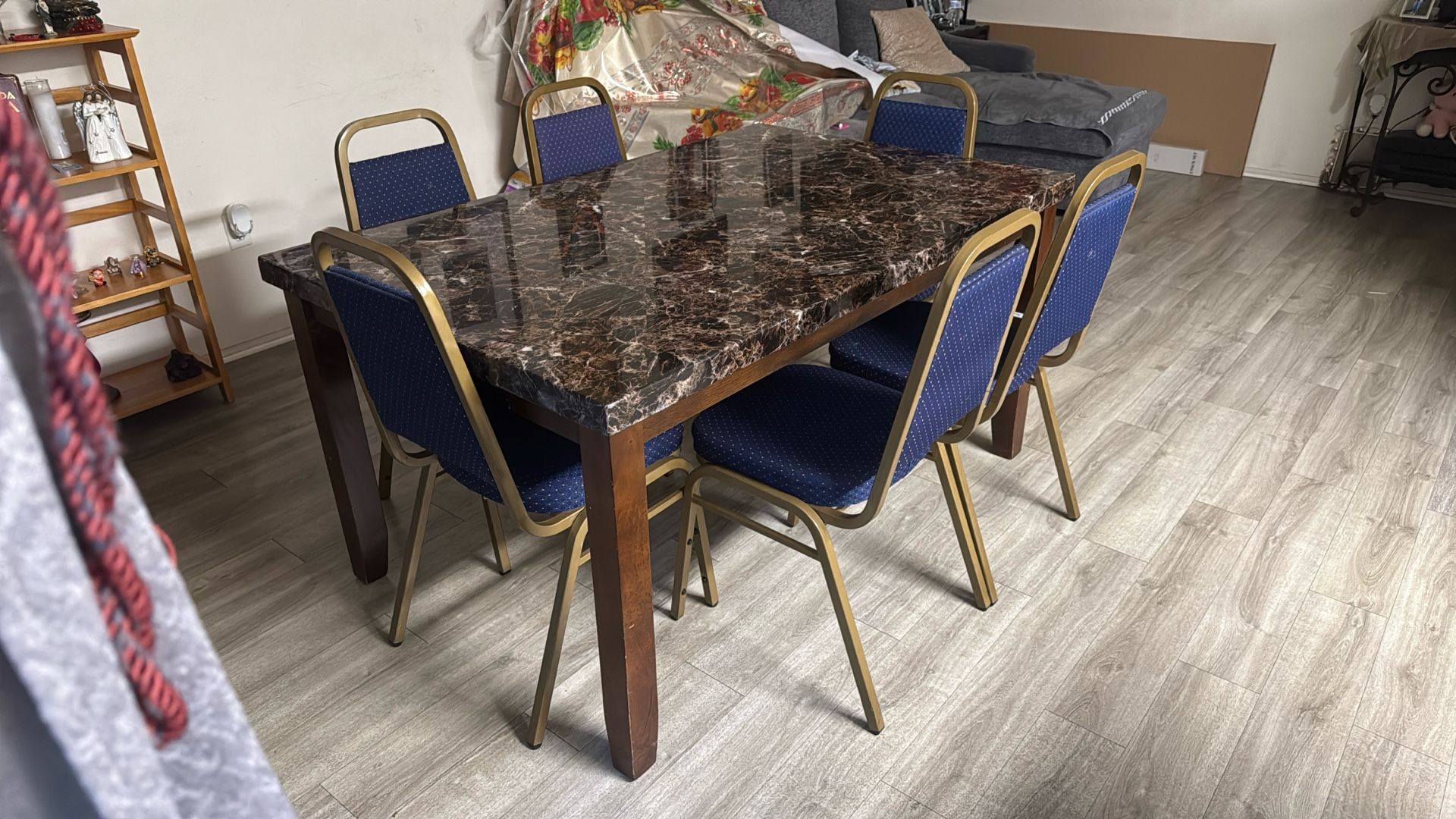 Dining Table With Chairs