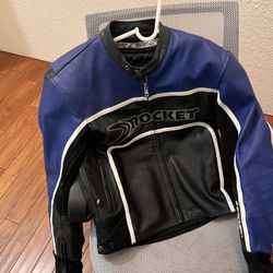 Motorcycle jacket