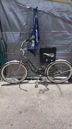 Schwinn Cruiser 7 speed from 1(contact info removed)