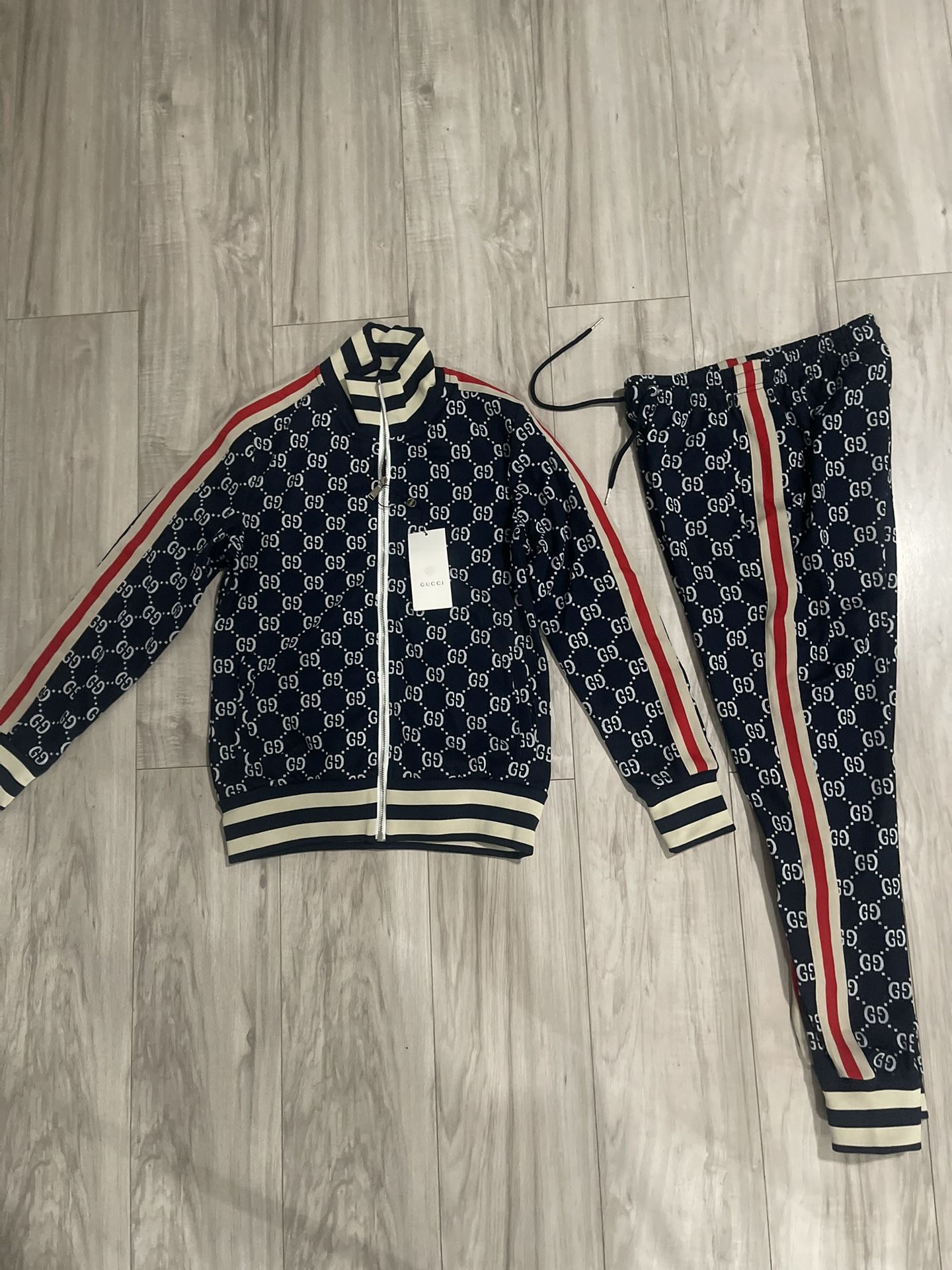 ✨New Gucci Track Suit 