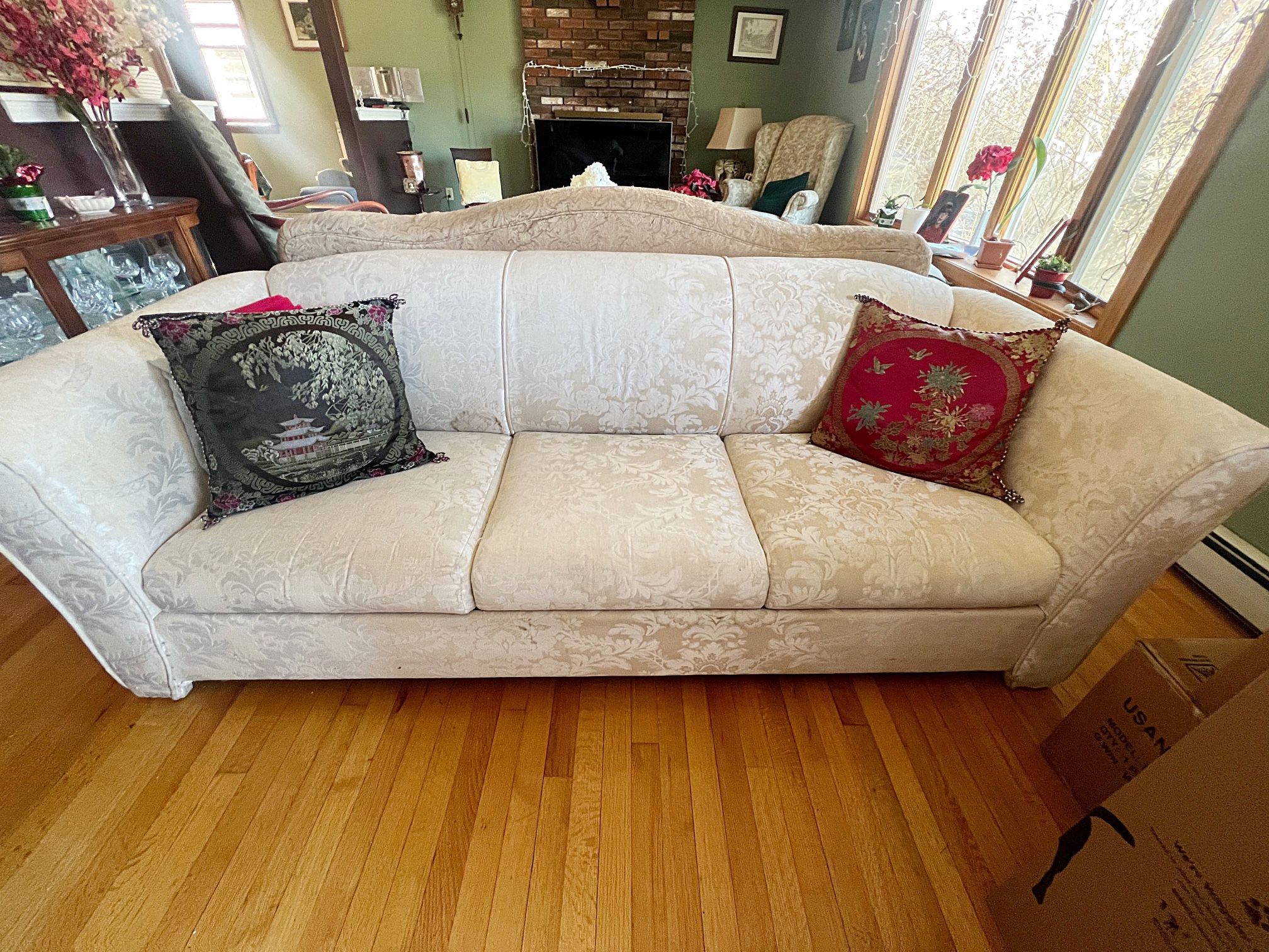 Couch with pull-out Queen Mattress