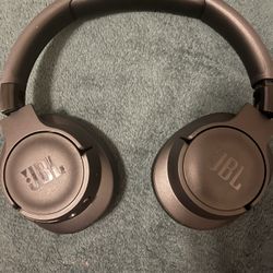 JBL Tune 720bt 