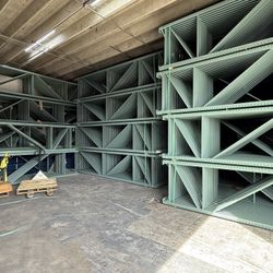 Industrial Used Pallet Racking Beams Uprights Wire Decking 