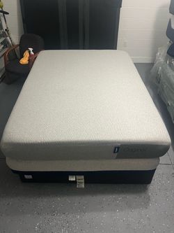 queen mattress Casper