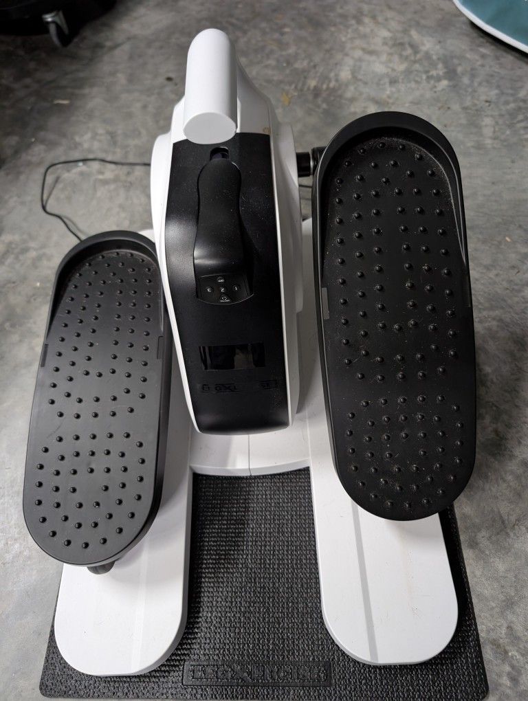 Elliptical Exercising Machine