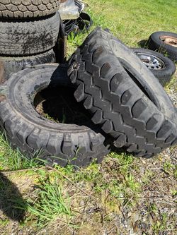 Two 36 12.50 16.50 swampers