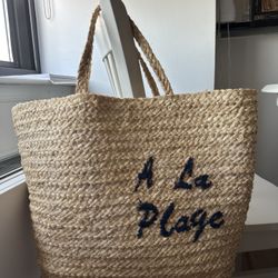Joie A La Plage Straw Purse Handbag Tote L 15" * H 17" * D 4", Magnetic Snap