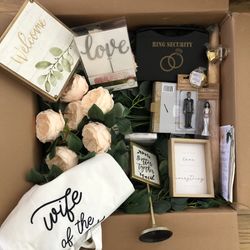 Miscellaneous Wedding Items Please Read Description 