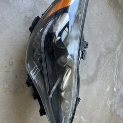 Kia Stinger Headlight