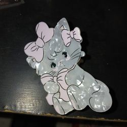 Mikko Illustrations hair Claw