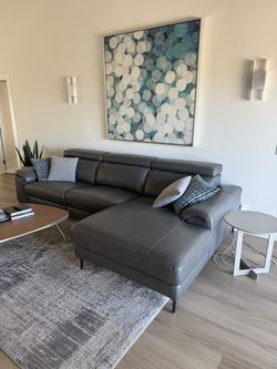 MODANI THOMPSON SECTIONAL WITH CHAISE