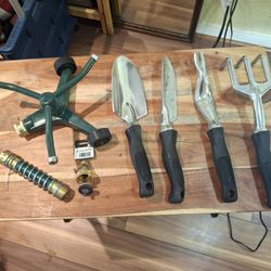 Garden Tools & Sprinkler Set